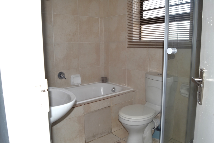 2 Bedroom Property for Sale in Fairview Golf Estate Western Cape